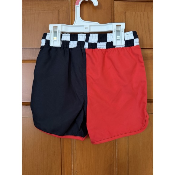 Disney Boys' Cars Lighting McQueen Black & Red Swim Trunks Size 3 NWT - Picture 2 of 4